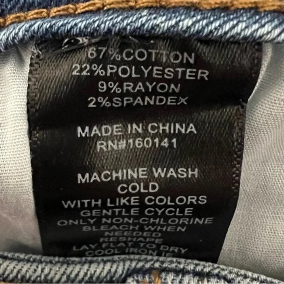 NWOT Daily Thread 20W High Rise Cropped Wide Leg Jeans - Picture 4 of 6